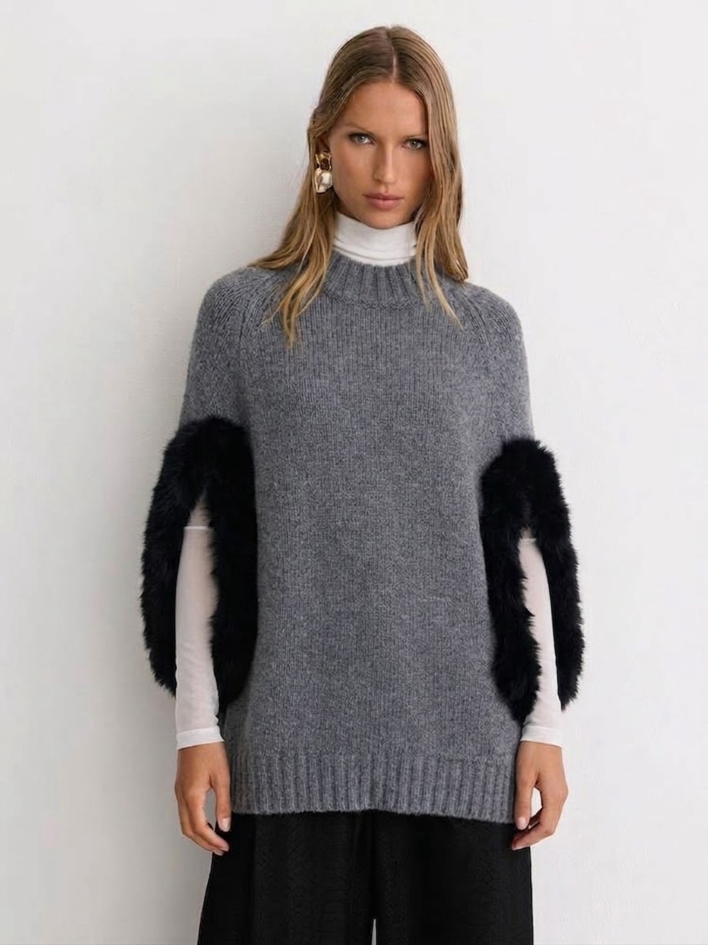 Poleci Gray Cashmere/ Lambswool /Rabbit Fur Poncho Sz Medium Mobwife Luxury Cozy